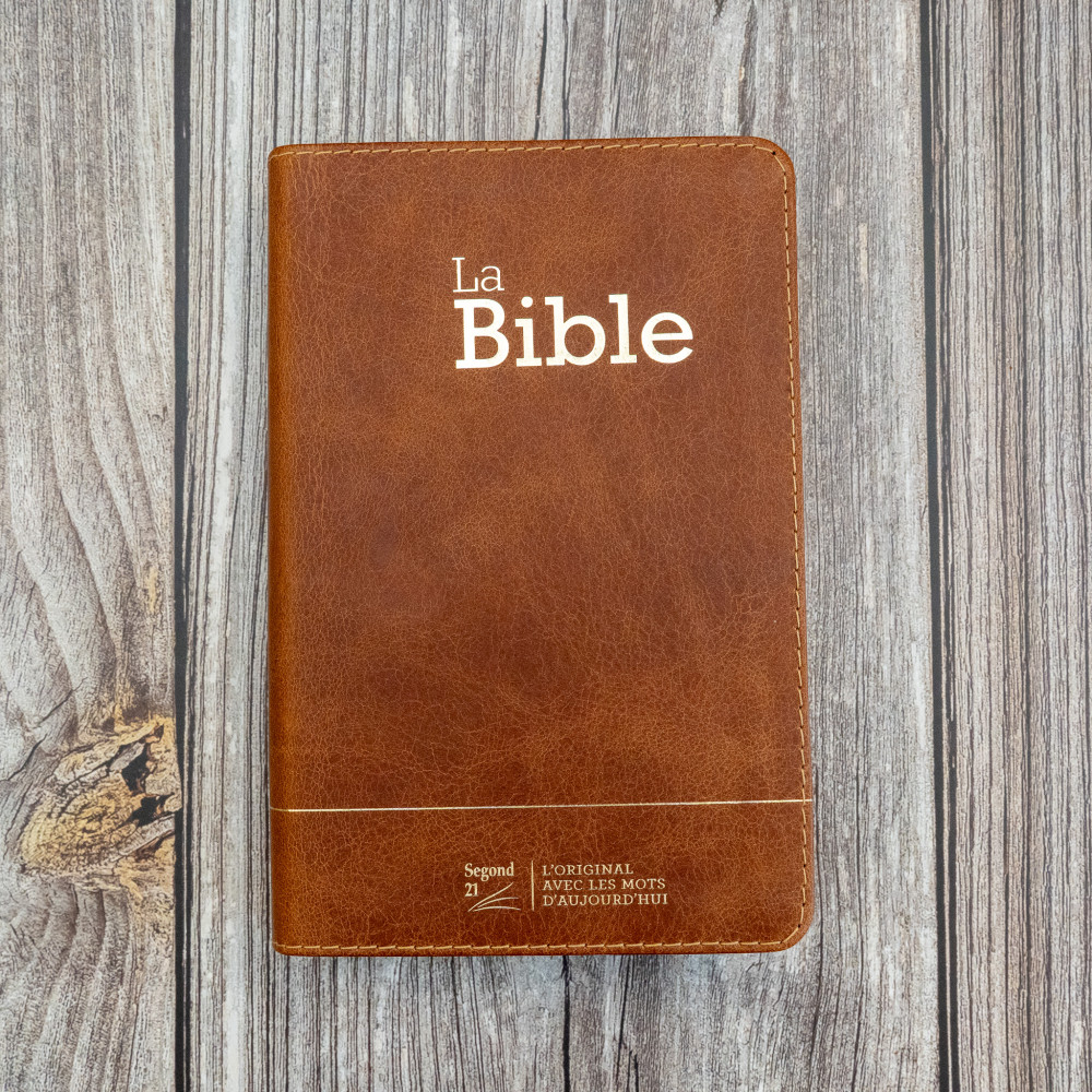 BIBLE SEGOND 21 COMPACTE "PREMIUM STYLE" SEMI-RIGIDE CUIR BRUN AVEC TRANCHES DOREES BIBLE SEGOND 21 COMPACTE "PREMIUM STYLE" SEMI-RIGIDE CUIR BRUN AVEC TRANCHES DOREES